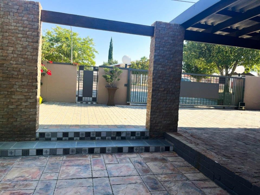 4 Bedroom Property for Sale in Middelpos Northern Cape